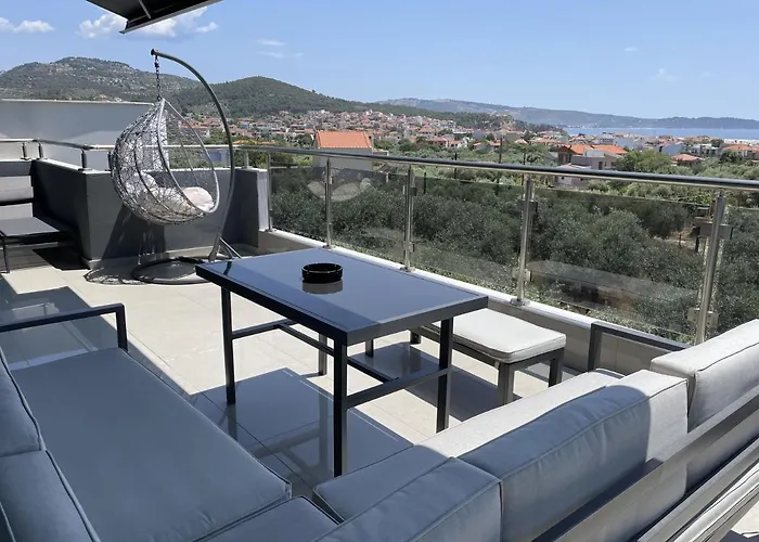 Discovery Βίλα *